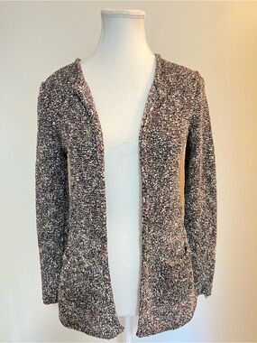 Theory Open-Front Speckled Knit Cardigan in Gray with Pink Flecks